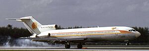 Archivo:National Airlines Boeing 727-235 N4737, Miami 1974