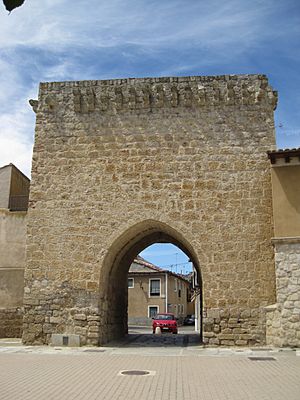 Archivo:Puerta de Ajújar