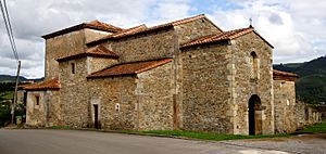 Archivo:Santianes de Pravia - 04