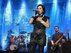 The Cranberries Live @ Montreal (8375953017).jpg