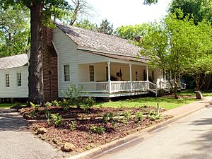 Archivo:Adolph Sterne House in Nacogdoches