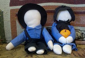 Archivo:Amish Dolls
