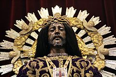 Archivo:Besapiés a Jesús de Medinaceli (2019) 08