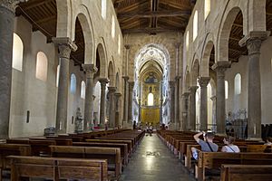 Archivo:Cafalù Cathedral - panoramio