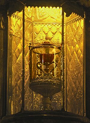 Archivo:Chalice of Valencia