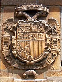 Archivo:Escudo de Carlos I en Viana2