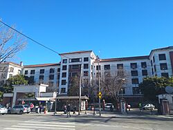 Hospital Interzonal General de Agudos Eva Perón (Ex Castex).jpg