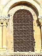 Isidoro Leon fachada sur reja romanica lou