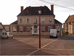 Lalande(Yonne)-mairie-02.JPG