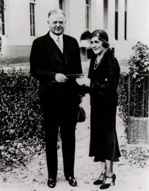 Archivo:MaryPickfordHoover
