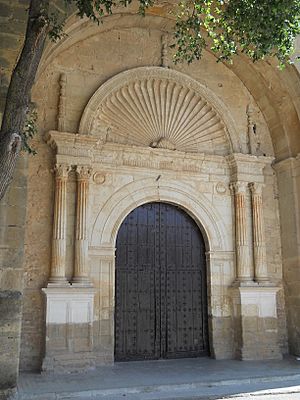 Archivo:Mota del Cuervo portal iglesia