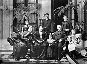 Archivo:Neg. 22. Juan Idiarte Borda y Flia
