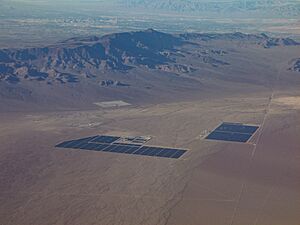 Archivo:Nevada Solar One