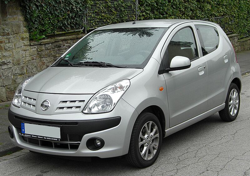Nissan Pixo front 20100815