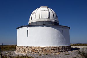 Archivo:Observatorio astronómico Forcarei