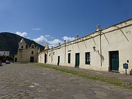 Archivo:Provincia de Salta - Salta - Convento de San Bernardo
