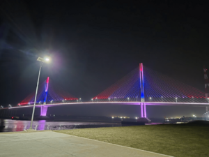 Archivo:Puente Héroes del Chaco 2