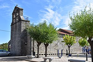 Archivo:San Miguel de Valero - igrexa 1