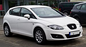 Archivo:Seat Leon TDI (II, Facelift) – Frontansicht, 26. April 2014, Düsseldorf