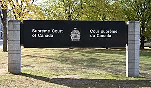 Archivo:Supreme Court of Canada sign