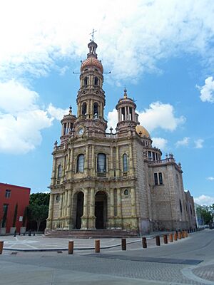 Archivo:Templo de san antonio de la ciudad de aguascalientes