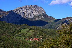 Abiegos (Ponga, Asturias).jpg