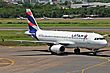 Airbus A320 (LATAM Brasil) Rafael Luiz (31289852904).jpg
