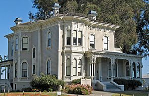 Archivo:Cameron-Stanford House (Oakland, CA)