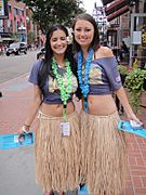 Comic-Con 2010 - hula girls promote the new Hawaii 5-0 show (4859612150)
