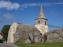 Eglise de Louroux-de-Beaune.jpg