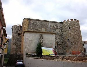 Archivo:Església de SanT Miquel Arcàngel de Murla