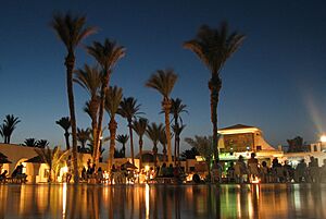 Archivo:Hotel Zarzis - panoramio