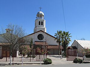 Archivo:Iglesia Corpus Christi Alto Jahuel Paine 01