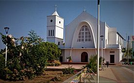 Archivo:Iglesia Santa Cruz Urumita