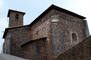 Archivo:Iglesia de Montenegro de Cameros