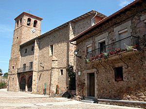 Archivo:Lumbreras - Iglesia de San Bartolomé - 842179