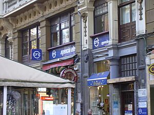 Archivo:Oviedo06