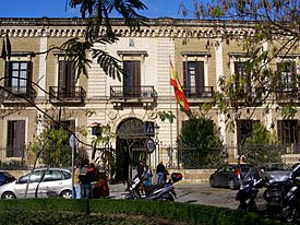 Archivo:Palacio conde puerto hermoso comisaria policia jerez fachada