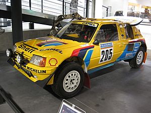 Archivo:Peugeot 205 Turbo 16 Dakar 01