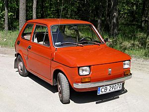 Archivo:Polski Fiat 126p rocznik 1973