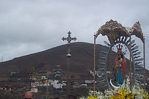 Archivo:Procesión de la Virgen de Las Nieves