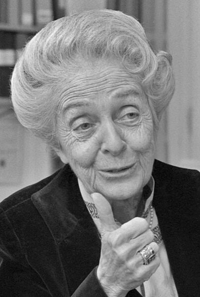 Rita Levi-Montalcini (1986) (cropped)
