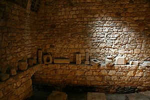 Archivo:Spain.Girona.Banys.Arabs.Tepidarium