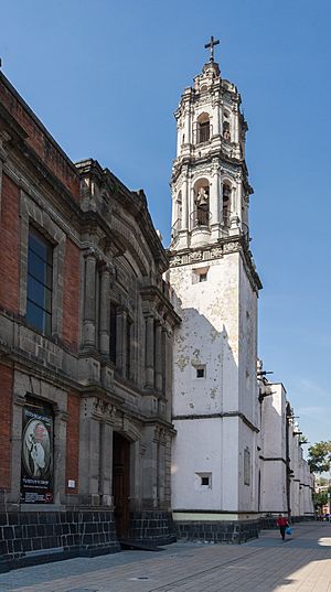 Templo y Convento de Regina Coeli, México D.F., México, 2013-10-16, DD 08.JPG