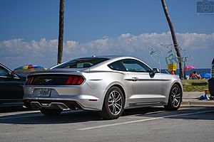 Archivo:The 2015 Ford Mustang