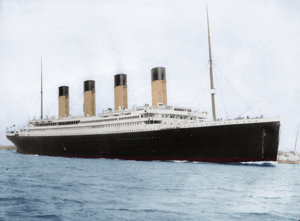 Archivo:Titanic in color
