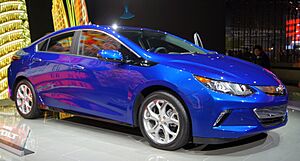 Archivo:2016 Chevrolet Volt NAIAS 2015 trimmed