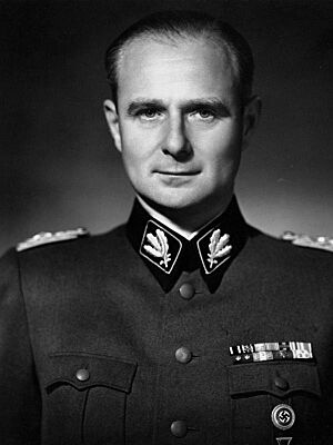 Bundesarchiv Bild 146-1969-171-29, Karl Wolff.jpg