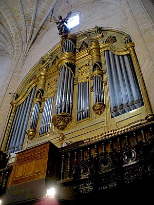 Archivo:Calahorra - Catedral, coro 4