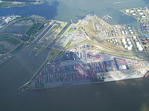 Archivo:Haven Antwerpen06